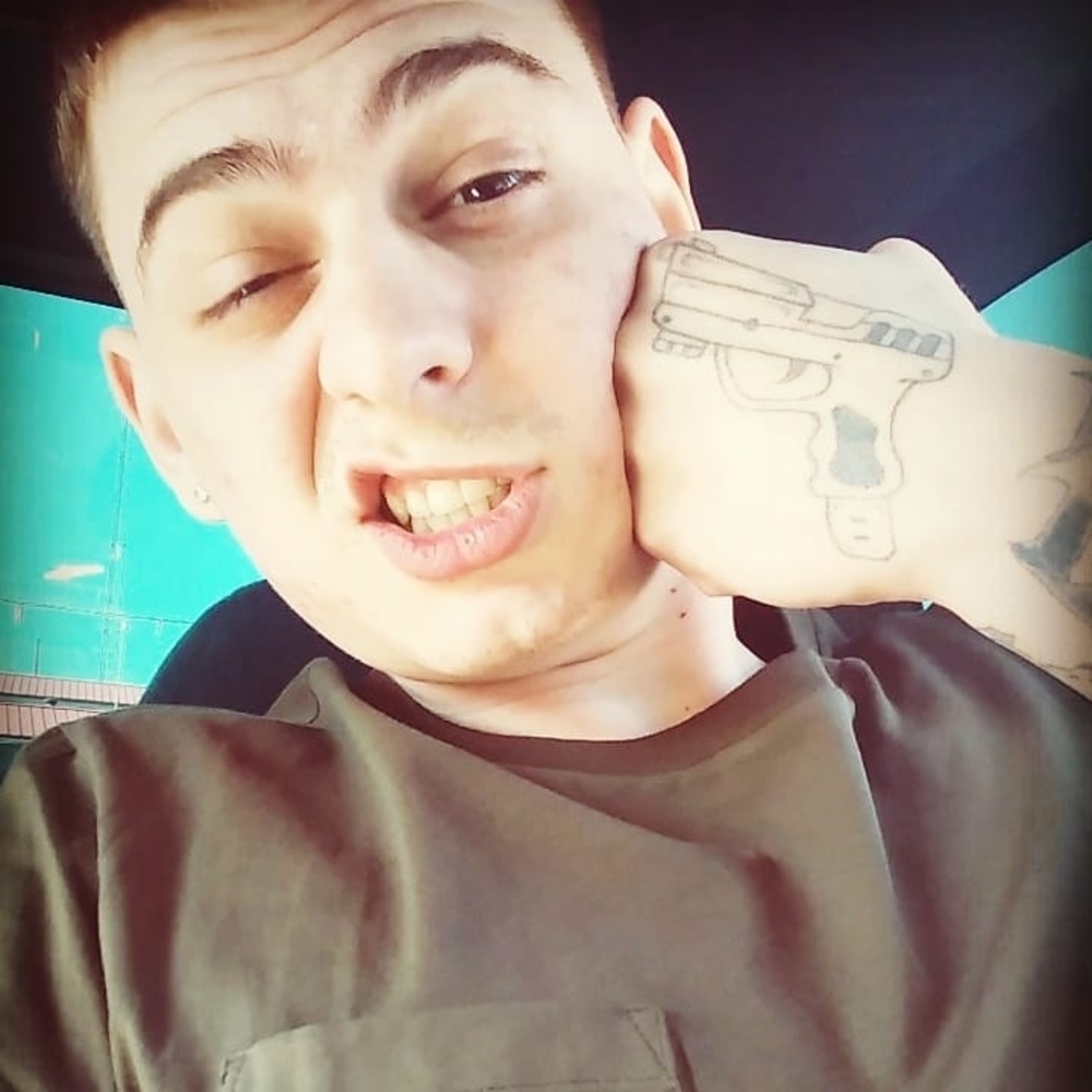 Meet your Posher, Micheal